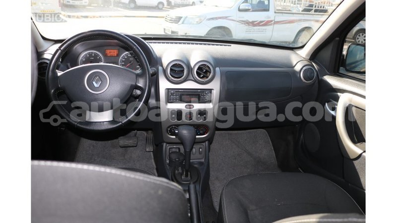 Big with watermark renault duster antigua import dubai 1937