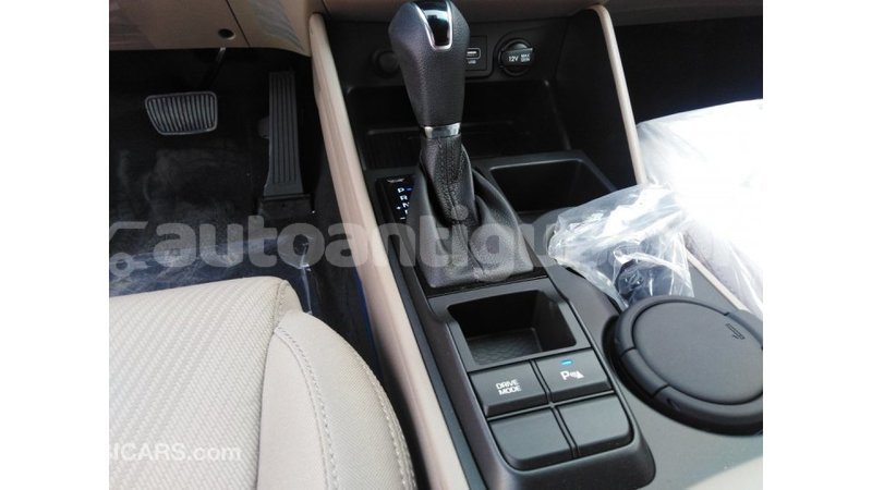 Big with watermark hyundai tucson antigua import dubai 1940