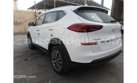 Buy Import Hyundai Tucson White Car in Import - Dubai in Antigua Buy Import Hyundai Tucson White Car in Import - Dubai in Antigua