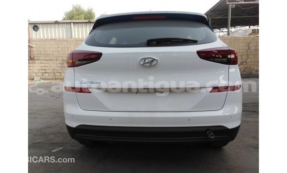 Buy Import Hyundai Tucson White Car in Import - Dubai in Antigua Buy Import Hyundai Tucson White Car in Import - Dubai in Antigua