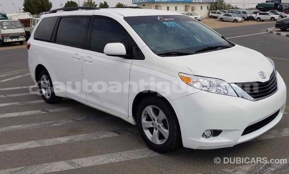 Buy Import Toyota Sienna White Car in Import - Dubai in Antigua Buy Import Toyota Sienna White Car in Import - Dubai in Antigua