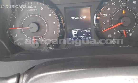 Buy Import Toyota Sienna White Car in Import - Dubai in Antigua Buy Import Toyota Sienna White Car in Import - Dubai in Antigua