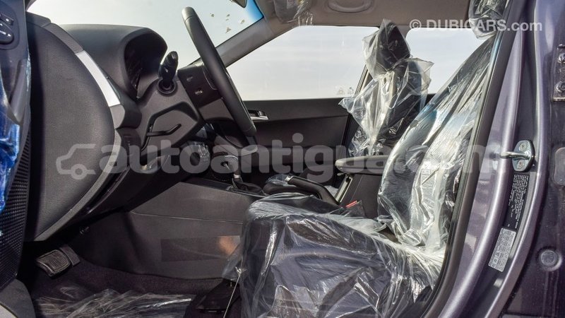 Big with watermark hyundai creta antigua import dubai 1951