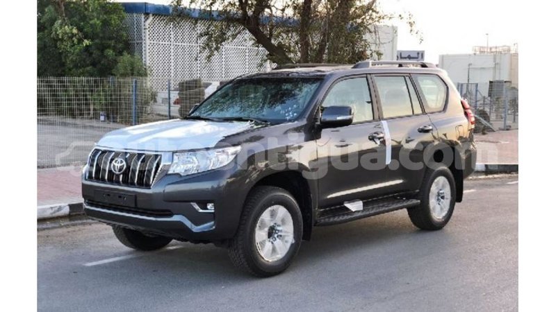 Big with watermark toyota prado antigua import dubai 1971