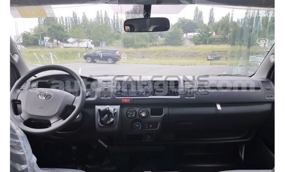 Buy Import Toyota Hiace White Car in Import - Dubai in Antigua Buy Import Toyota Hiace White Car in Import - Dubai in Antigua