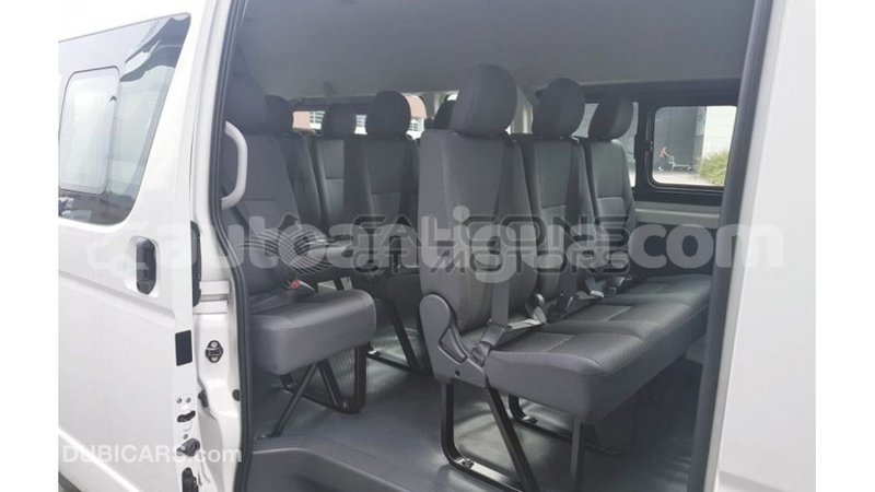 Big with watermark toyota hiace antigua import dubai 1978