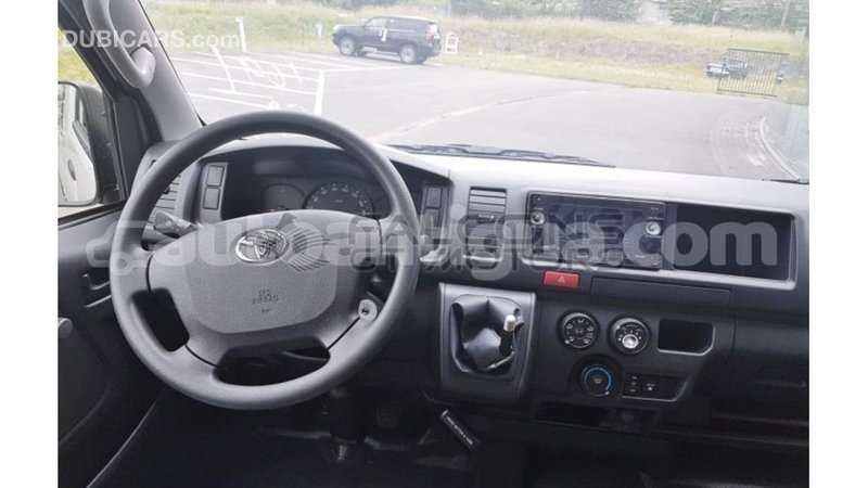 Big with watermark toyota hiace antigua import dubai 1978