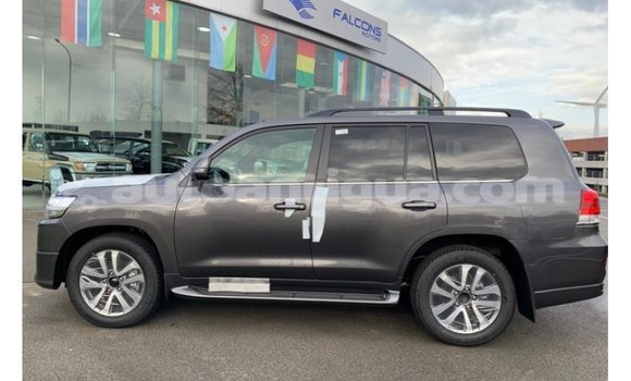 Buy Import Toyota Land Cruiser Brown Car in Import - Dubai in Antigua Buy Import Toyota Land Cruiser Brown Car in Import - Dubai in Antigua