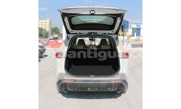 Buy Import Toyota HiAce White Truck in Import - Dubai in Antigua Buy Import Toyota HiAce White Truck in Import - Dubai in Antigua