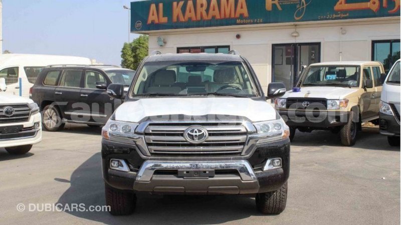 Big with watermark toyota land cruiser antigua import dubai 2002