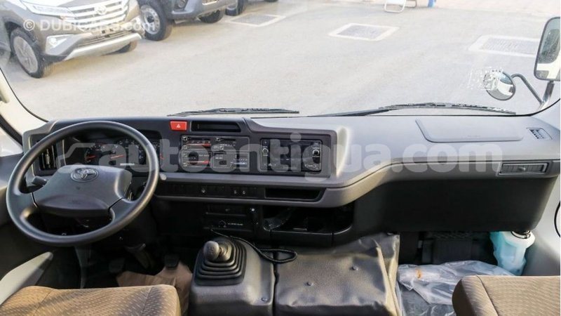 Big with watermark toyota coaster antigua import dubai 2009