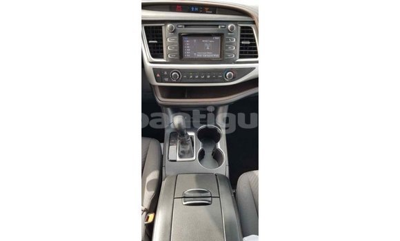 Buy Import Toyota Highlander Brown Car in Import - Dubai in Antigua Buy Import Toyota Highlander Brown Car in Import - Dubai in Antigua
