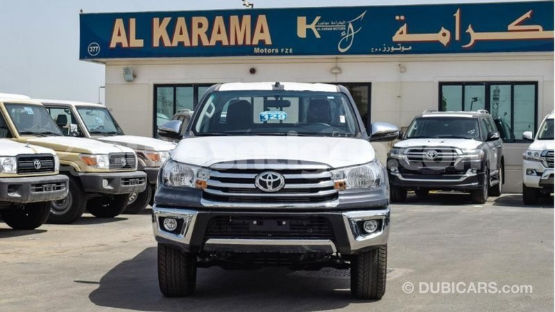 Big with watermark toyota hilux antigua import dubai 2010