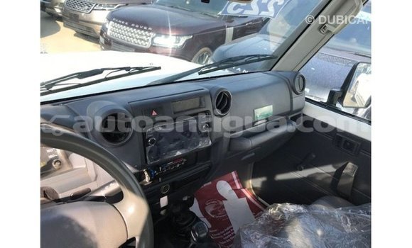 Buy Import Toyota Land Cruiser White Car in Import - Dubai in Antigua Buy Import Toyota Land Cruiser White Car in Import - Dubai in Antigua