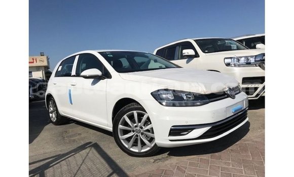 Buy Import Volkswagen Golf White Car in Import - Dubai in Antigua