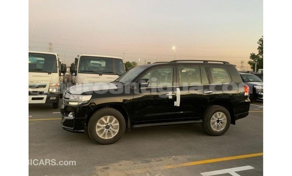 Buy Import Toyota Land Cruiser Black Car in Import - Dubai in Antigua Buy Import Toyota Land Cruiser Black Car in Import - Dubai in Antigua