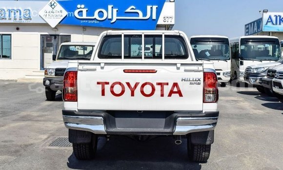 Buy Import Toyota Hilux White Car in Import - Dubai in Antigua Buy Import Toyota Hilux White Car in Import - Dubai in Antigua