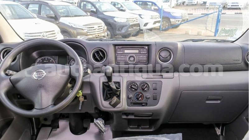 Big with watermark nissan urvan antigua import dubai 2028