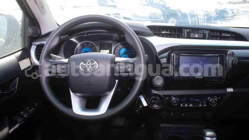 Big with watermark toyota hilux antigua import dubai 2029