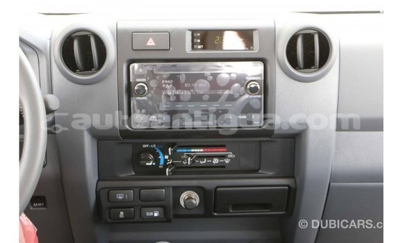 Buy Import Toyota Land Cruiser White Car in Import - Dubai in Antigua Buy Import Toyota Land Cruiser White Car in Import - Dubai in Antigua