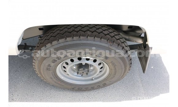 Buy Import Toyota Land Cruiser White Car in Import - Dubai in Antigua Buy Import Toyota Land Cruiser White Car in Import - Dubai in Antigua