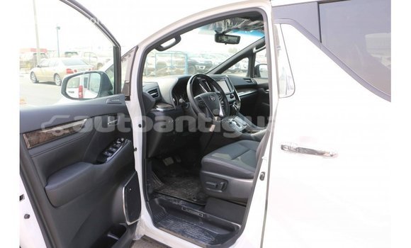 Buy Import Toyota Alphard White Car in Import - Dubai in Antigua Buy Import Toyota Alphard White Car in Import - Dubai in Antigua