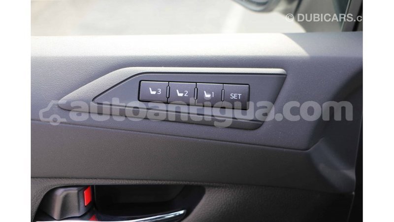 Big with watermark toyota alphard antigua import dubai 2046