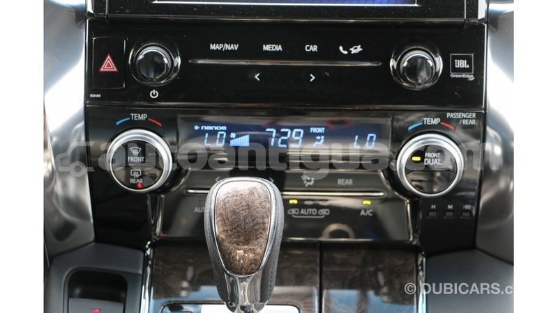 Big with watermark toyota alphard antigua import dubai 2046