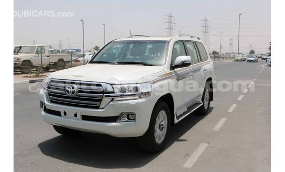Buy Import Toyota Land Cruiser White Car in Import - Dubai in Antigua Buy Import Toyota Land Cruiser White Car in Import - Dubai in Antigua