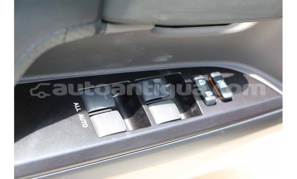 Buy Import Toyota Land Cruiser White Car in Import - Dubai in Antigua Buy Import Toyota Land Cruiser White Car in Import - Dubai in Antigua