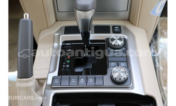 Buy Import Toyota Land Cruiser White Car in Import - Dubai in Antigua Buy Import Toyota Land Cruiser White Car in Import - Dubai in Antigua