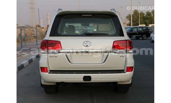 Buy Import Toyota Land Cruiser White Car in Import - Dubai in Antigua Buy Import Toyota Land Cruiser White Car in Import - Dubai in Antigua