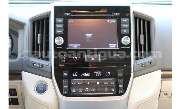 Buy Import Toyota Land Cruiser White Car in Import - Dubai in Antigua Buy Import Toyota Land Cruiser White Car in Import - Dubai in Antigua