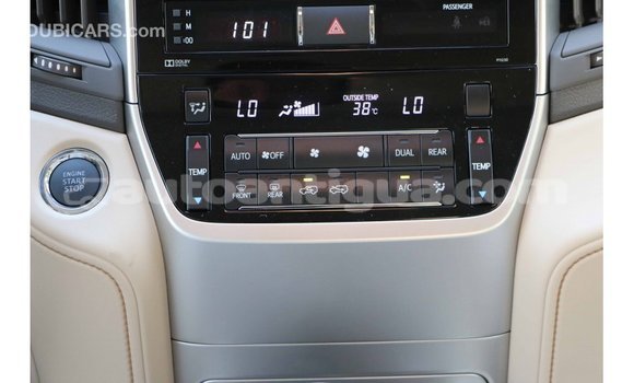 Buy Import Toyota Land Cruiser White Car in Import - Dubai in Antigua Buy Import Toyota Land Cruiser White Car in Import - Dubai in Antigua