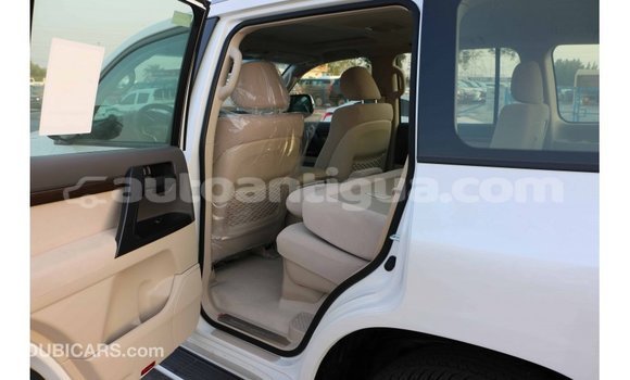 Buy Import Toyota Land Cruiser White Car in Import - Dubai in Antigua Buy Import Toyota Land Cruiser White Car in Import - Dubai in Antigua