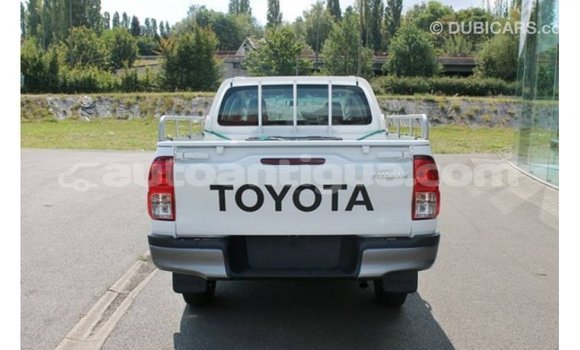 Buy Import Toyota Hilux White Car in Import - Dubai in Antigua Buy Import Toyota Hilux White Car in Import - Dubai in Antigua