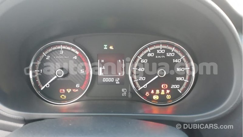 Big with watermark mitsubishi l200 antigua import dubai 2058