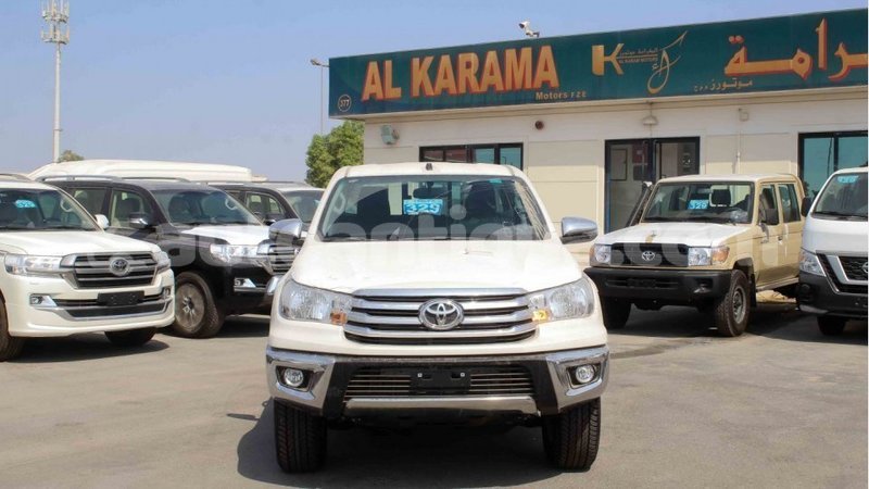 Big with watermark toyota hilux antigua import dubai 2061