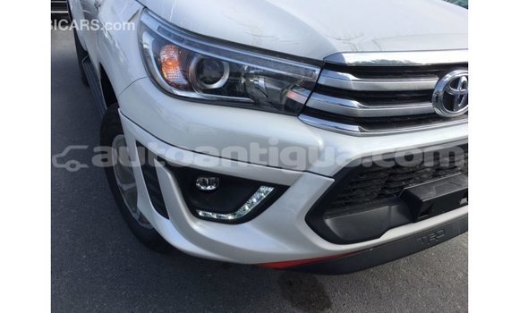 Buy Import Toyota Hilux White Car in Import - Dubai in Antigua Buy Import Toyota Hilux White Car in Import - Dubai in Antigua