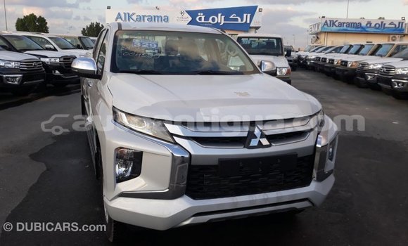 Buy Import Mitsubishi L200 White Car in Import - Dubai in Antigua Buy Import Mitsubishi L200 White Car in Import - Dubai in Antigua