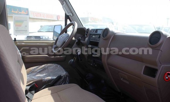 Buy Import Toyota Land Cruiser Beige Car in Import - Dubai in Antigua Buy Import Toyota Land Cruiser Beige Car in Import - Dubai in Antigua