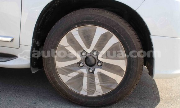 Buy Import Toyota Land Cruiser White Car in Import - Dubai in Antigua Buy Import Toyota Land Cruiser White Car in Import - Dubai in Antigua