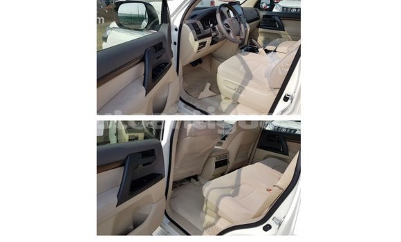 Buy Import Toyota Land Cruiser White Car in Import - Dubai in Antigua Buy Import Toyota Land Cruiser White Car in Import - Dubai in Antigua