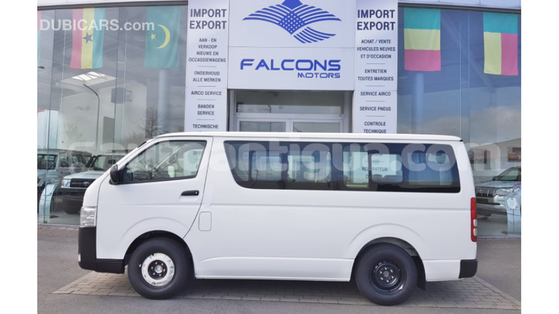 Big with watermark toyota hiace antigua import dubai 2074