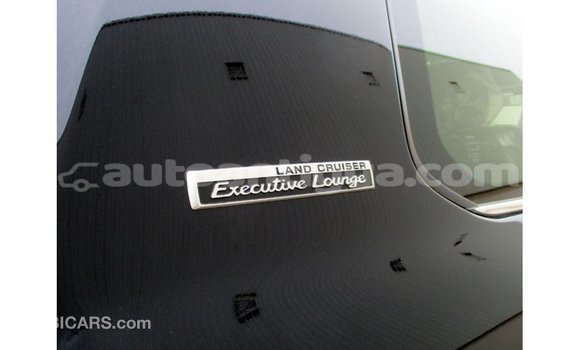 Buy Import Toyota Land Cruiser Black Car in Import - Dubai in Antigua Buy Import Toyota Land Cruiser Black Car in Import - Dubai in Antigua