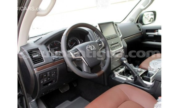 Buy Import Toyota Land Cruiser Black Car in Import - Dubai in Antigua Buy Import Toyota Land Cruiser Black Car in Import - Dubai in Antigua