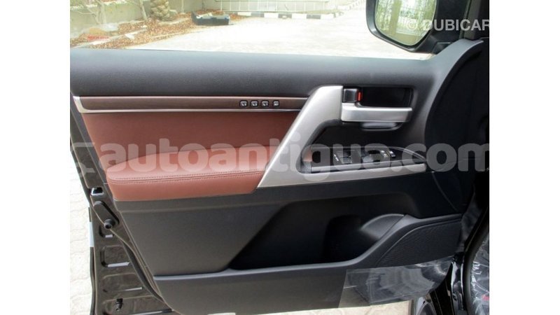 Big with watermark toyota land cruiser antigua import dubai 2089