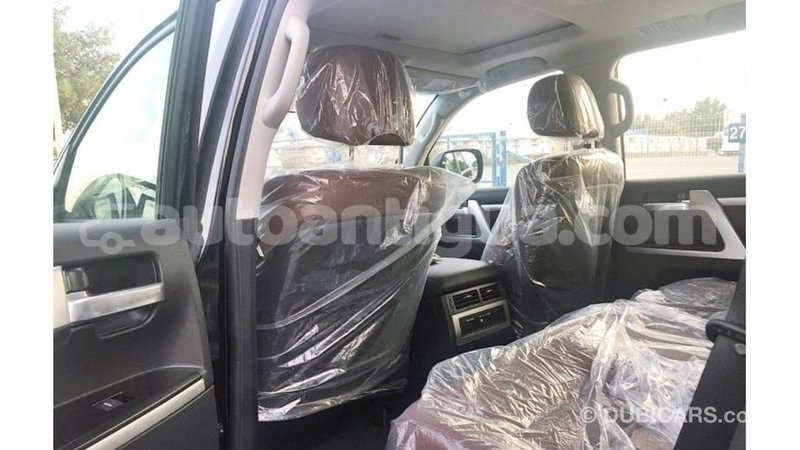 Big with watermark toyota land cruiser antigua import dubai 2100