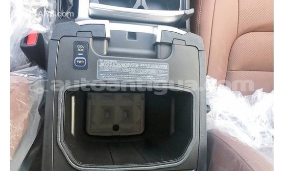 Buy Import Toyota Land Cruiser Black Car in Import - Dubai in Antigua Buy Import Toyota Land Cruiser Black Car in Import - Dubai in Antigua