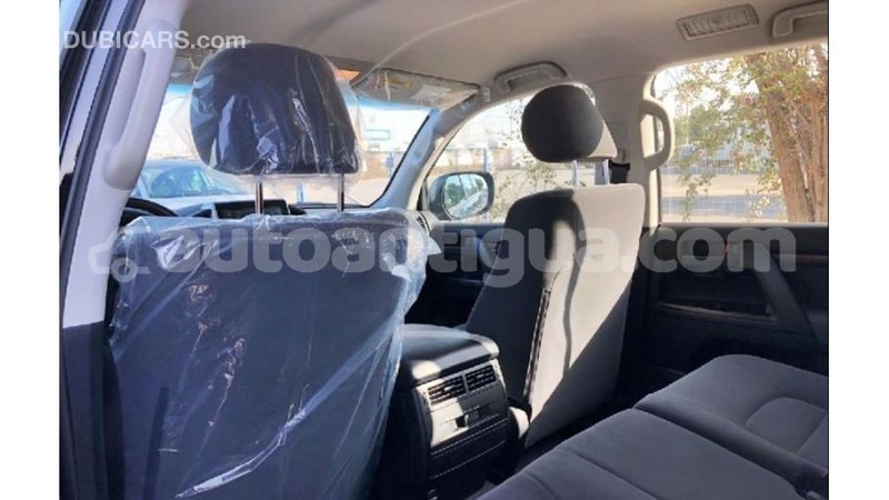 Big with watermark toyota land cruiser antigua import dubai 2104